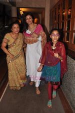 Sushmita Sen at Dr Shefali_s daughter_s mehndi in Khar Gymkhana on 8th July 2011 (101).JPG
